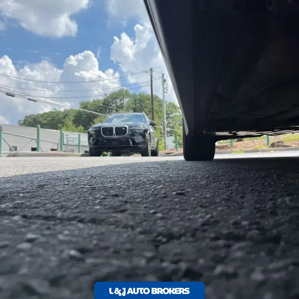 2025 BMW 5-Series 530i