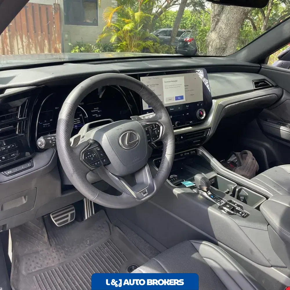 2025 Lexus TX 500h F SPORT Performance Premium