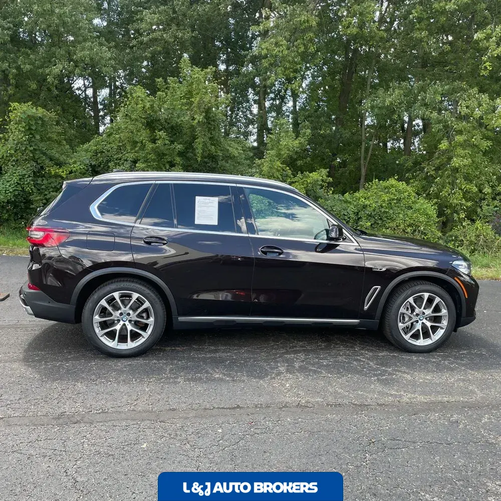 2022 BMW X5 xDrive45e