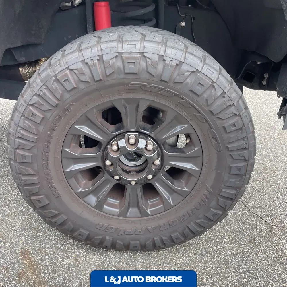 2022 Ford F-350 Super Duty Lariat