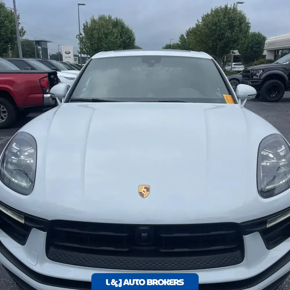 2024 Porsche Macan Base