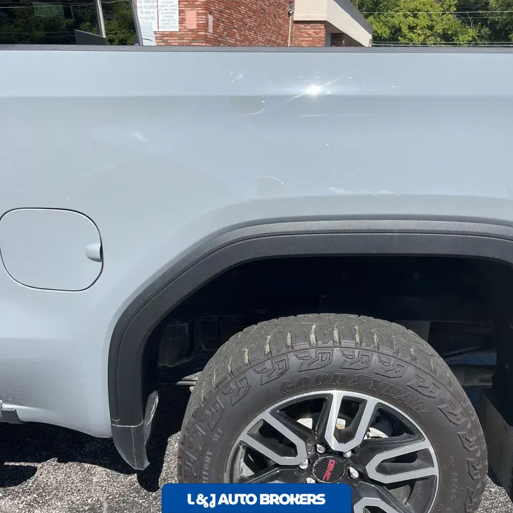 2024 GMC Sierra 1500 AT4