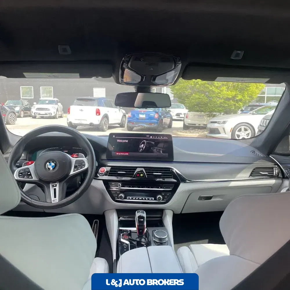 2022 BMW M5 Base
