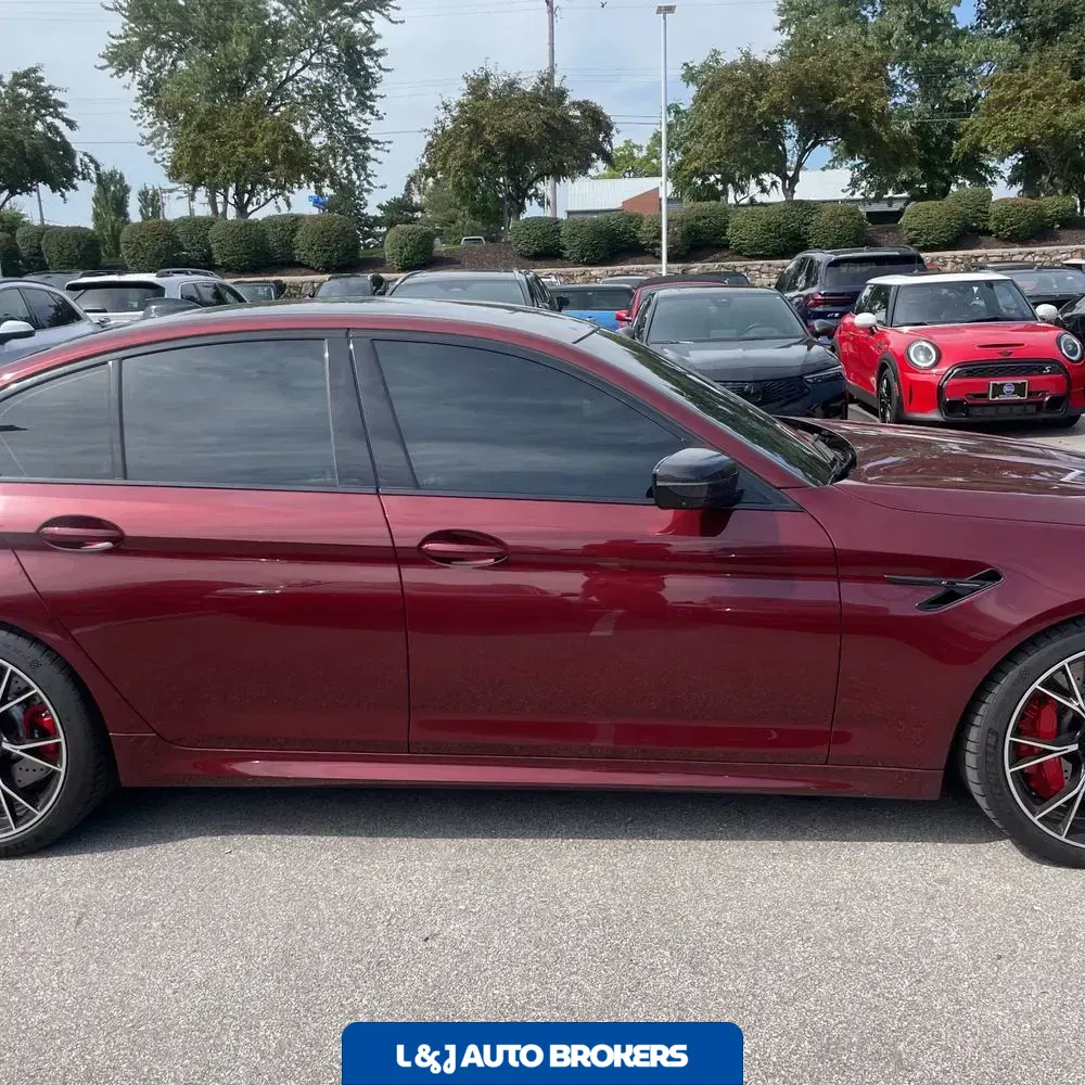 2022 BMW M5 Base