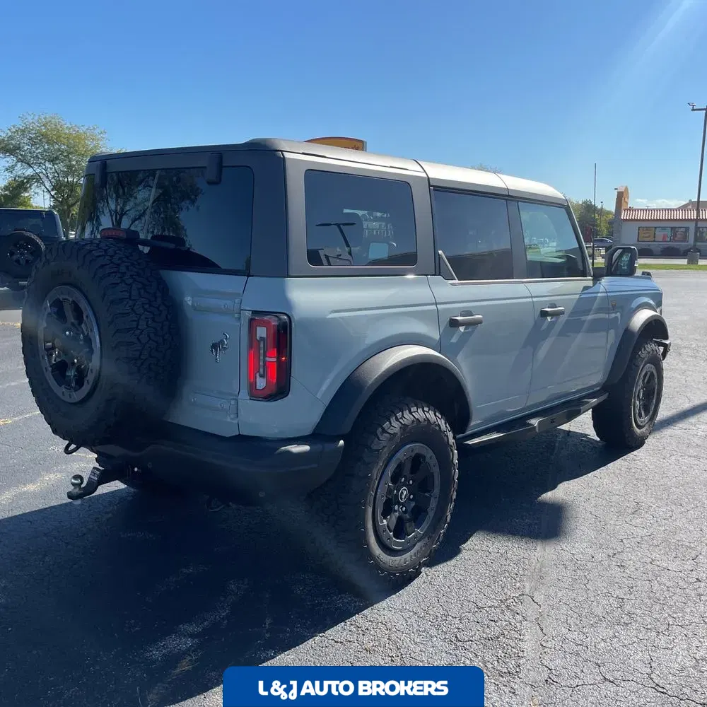 2022 Ford Bronco Badlands Advanced