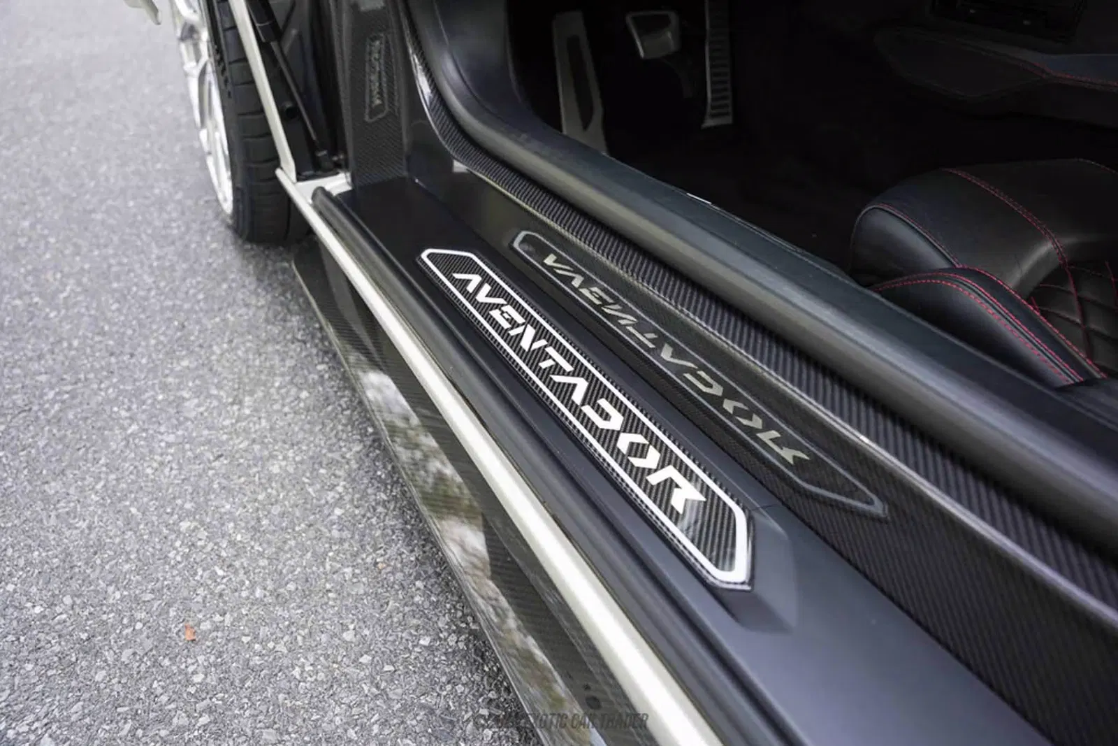 2017 Lamborghini Aventador S