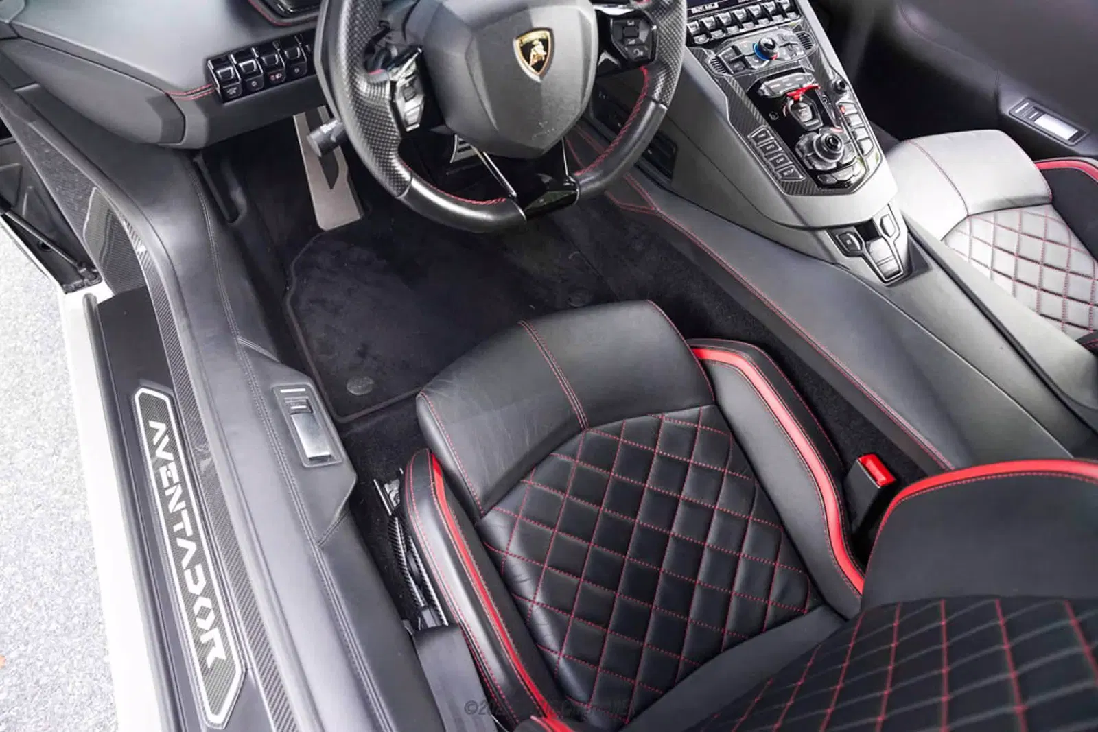 2017 Lamborghini Aventador S