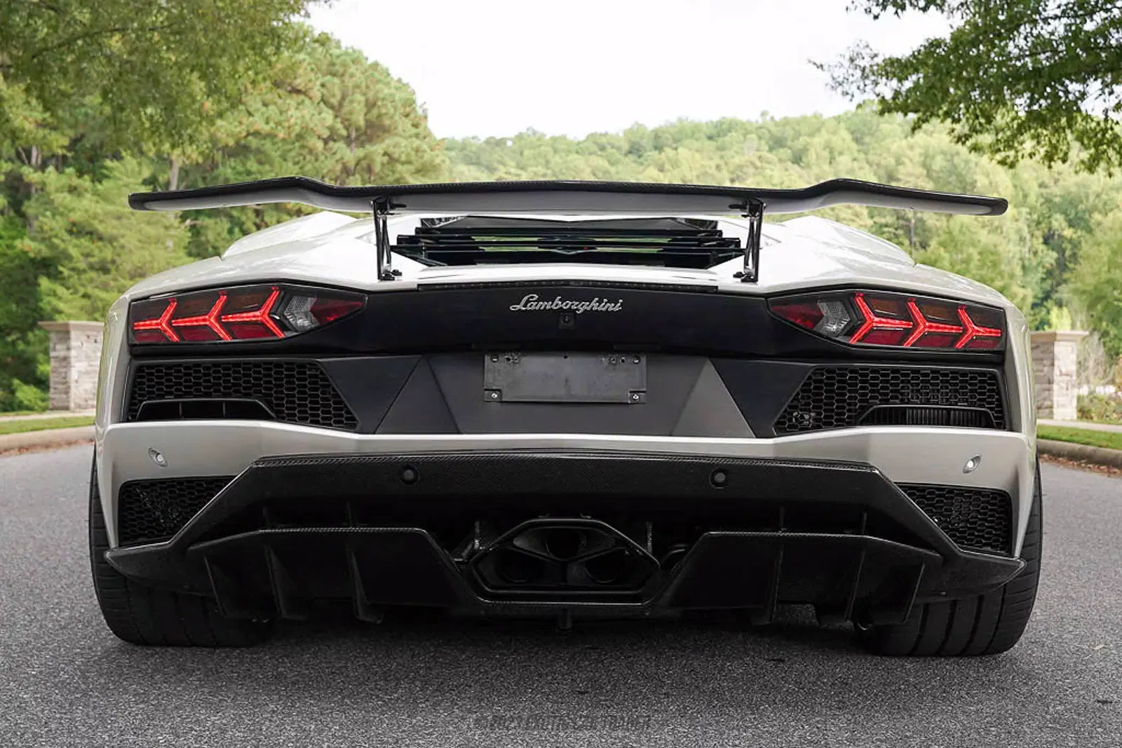 2017 Lamborghini Aventador S