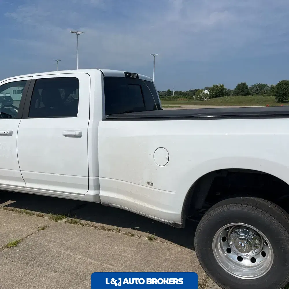 2024 Ram 3500 Laramie