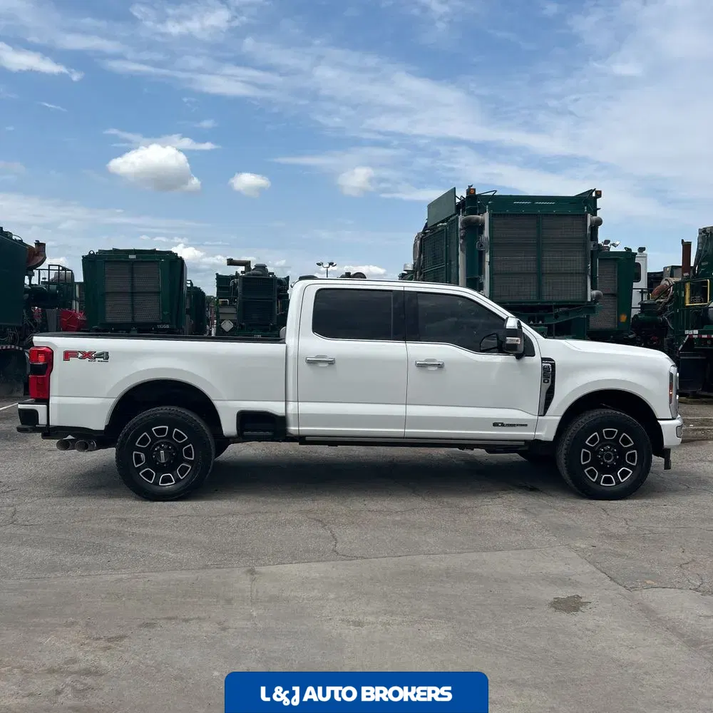 2024 Ford F-250 Super Duty Platinum