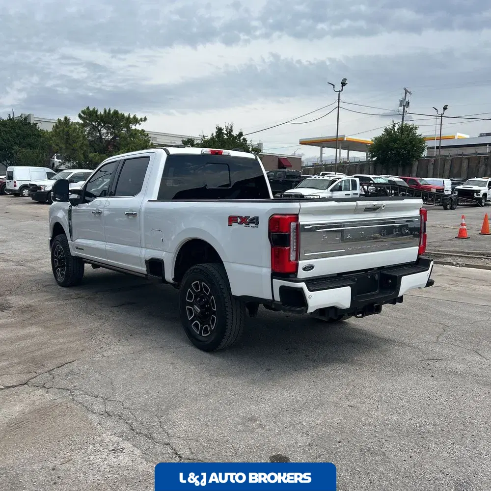 2024 Ford F-250 Super Duty Platinum