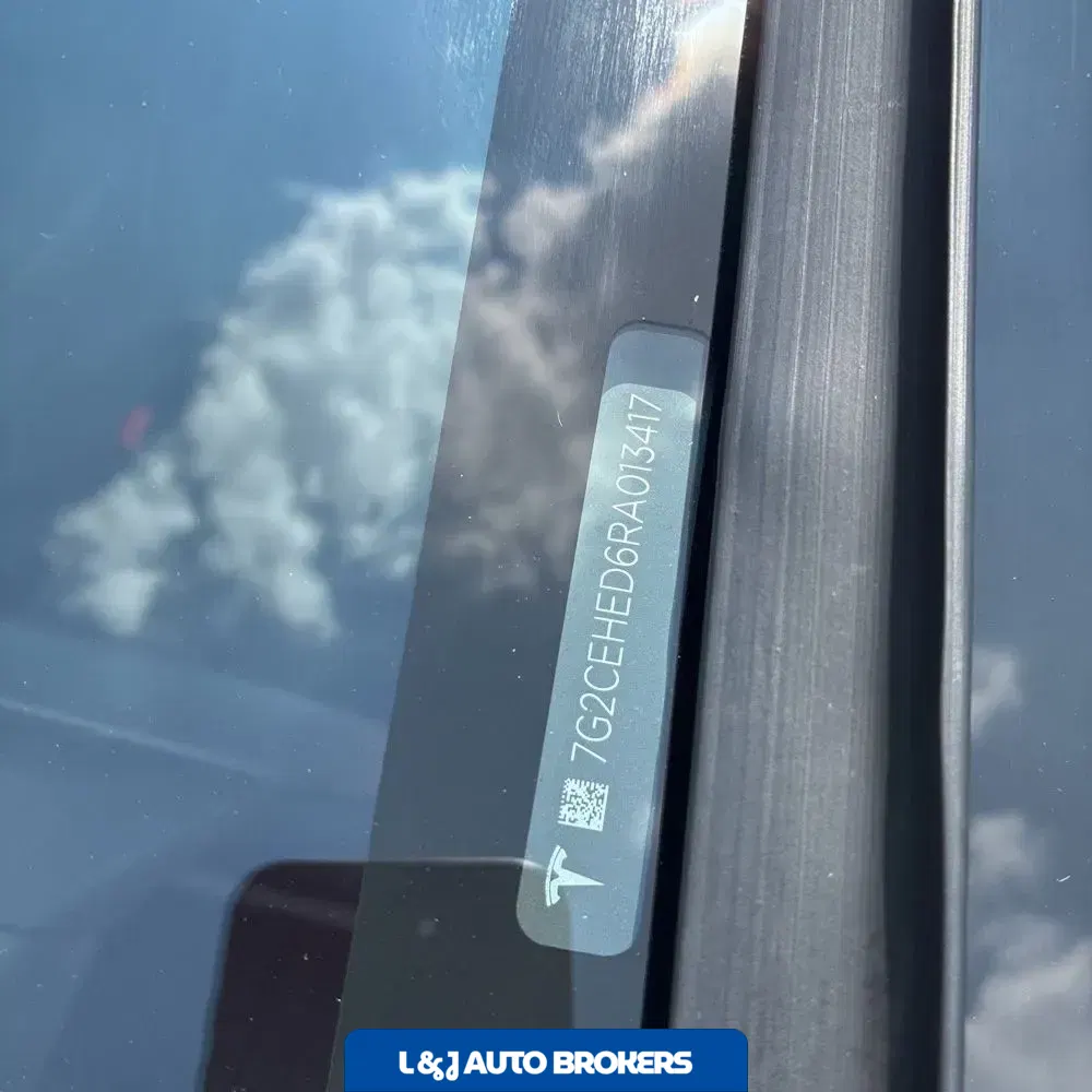 2024 Tesla Cybertruck Base