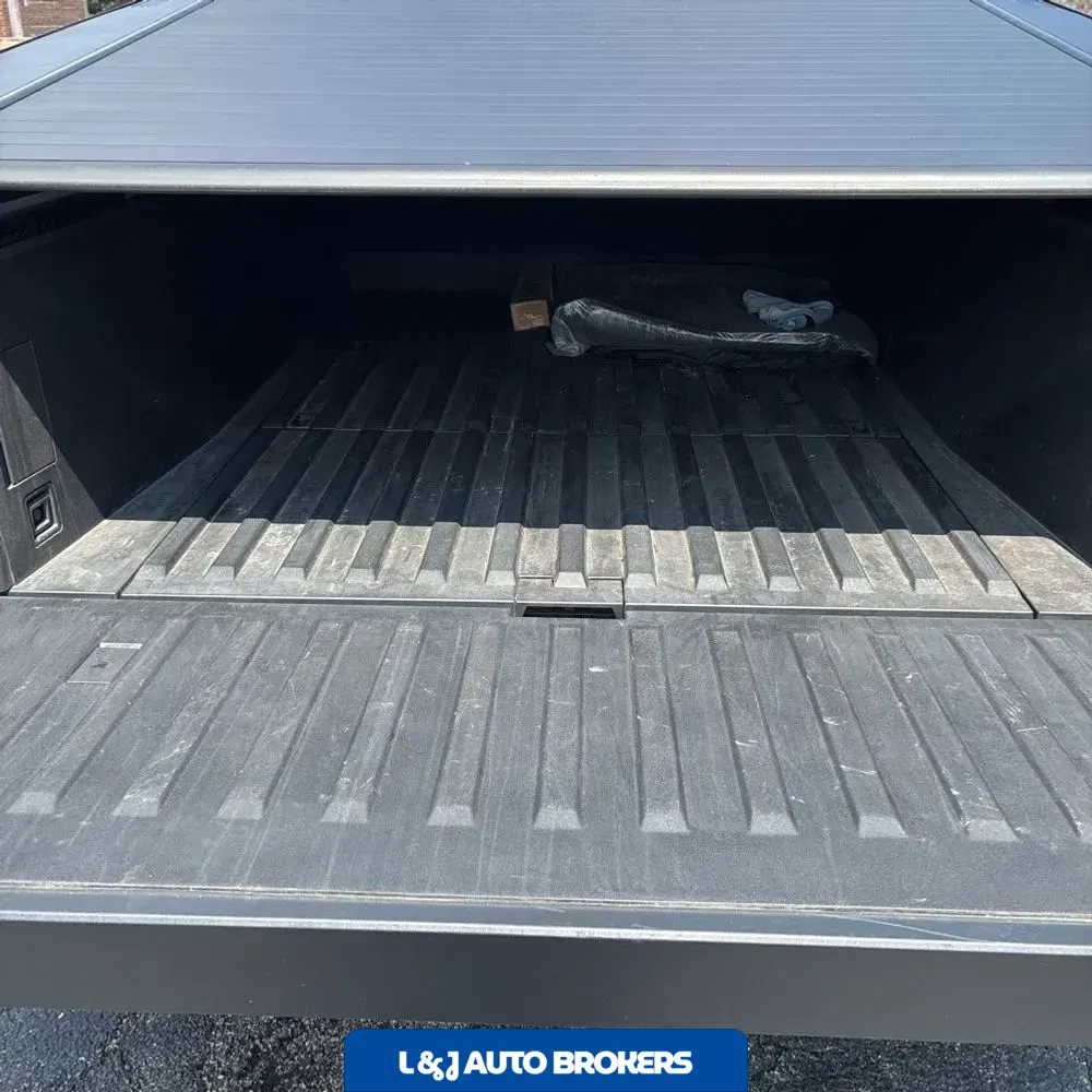 2024 Tesla Cybertruck Base