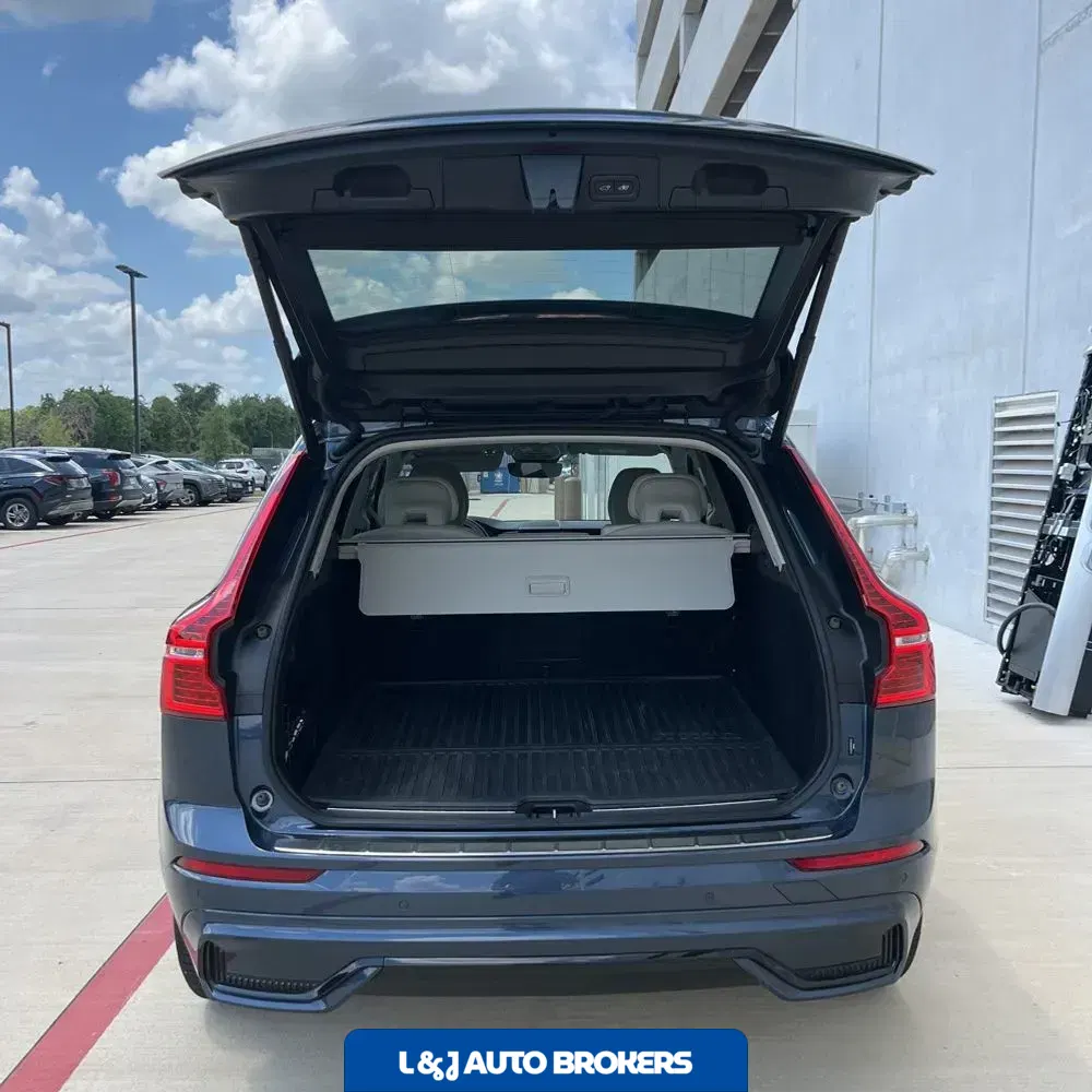 2024 Volvo XC60 T8 - Ultimate PHEV