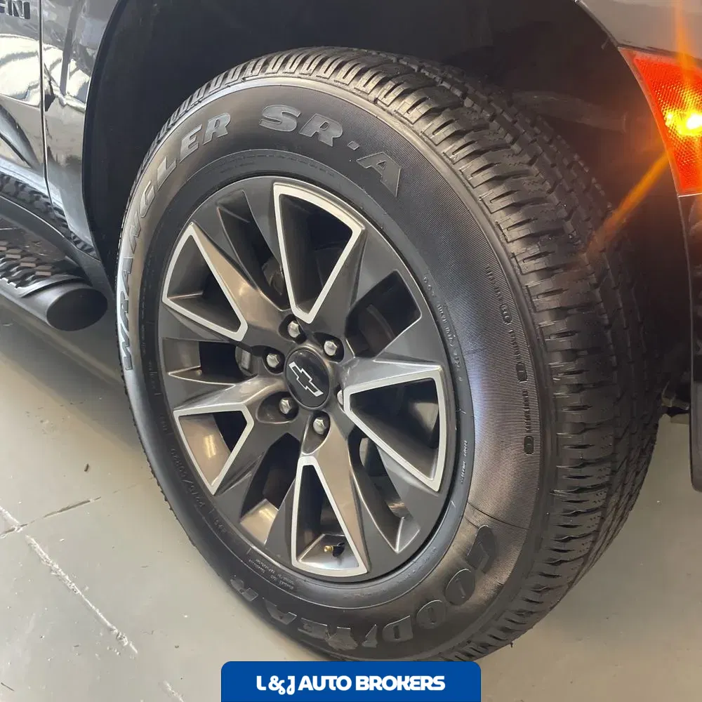 2023 Chevrolet Suburban Z71