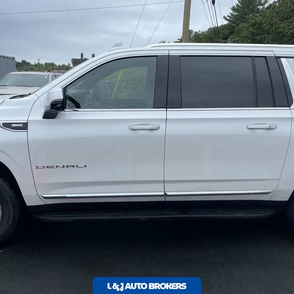 2022 GMC Yukon XL Denali