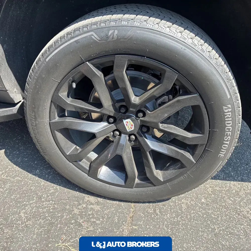 2023 Cadillac Escalade ESV Luxury