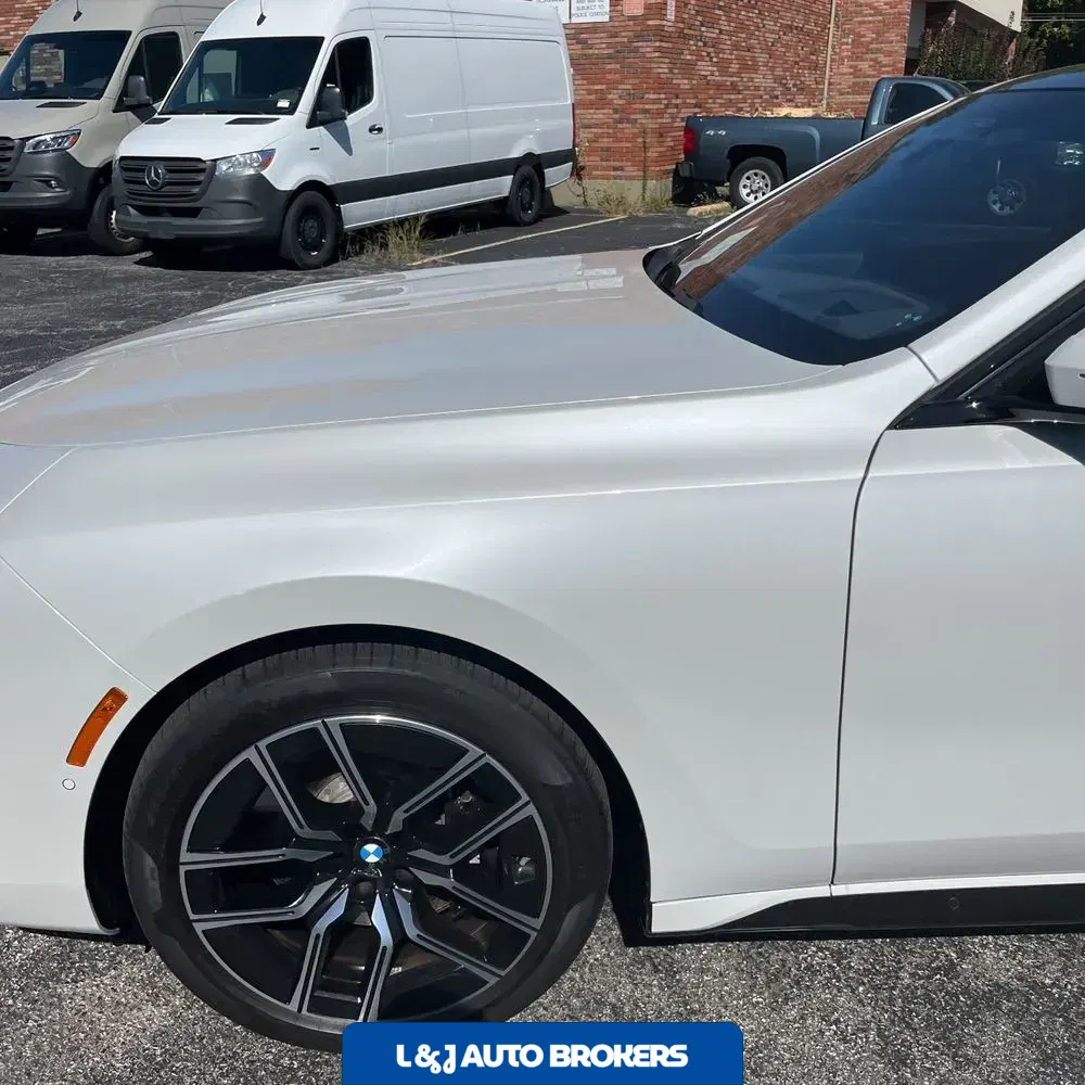 2023 BMW 7-Series 760xi