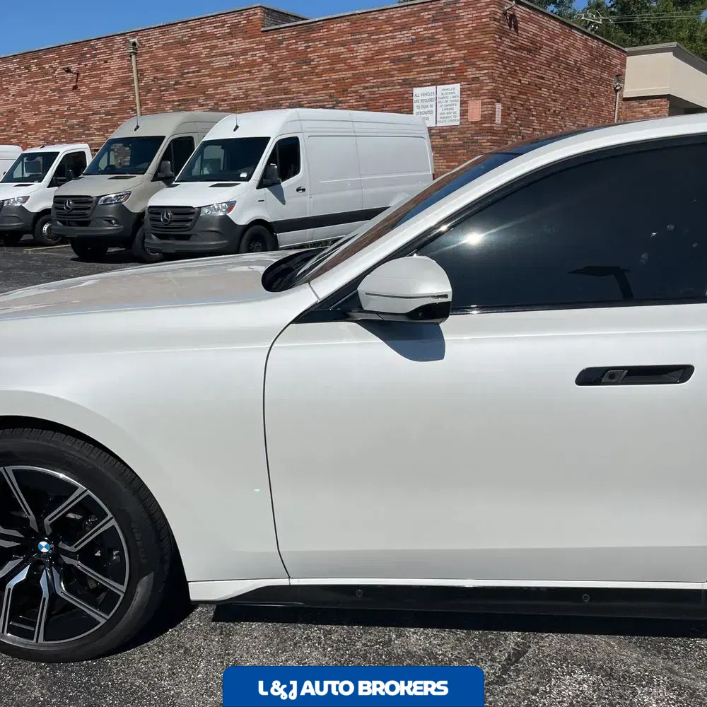 2023 BMW 7-Series 760xi