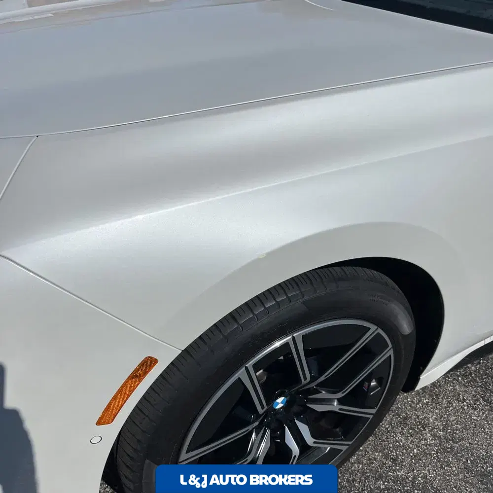 2023 BMW 7-Series 760xi