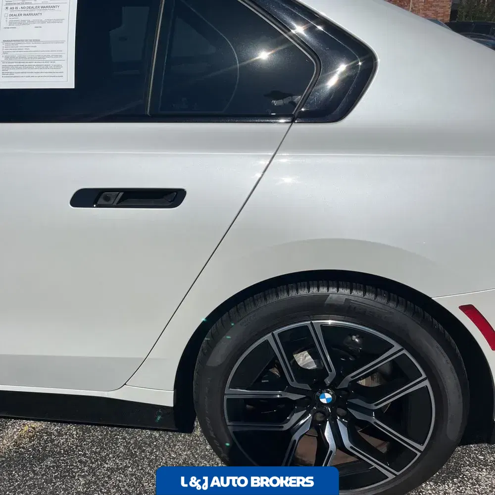 2023 BMW 7-Series 760xi