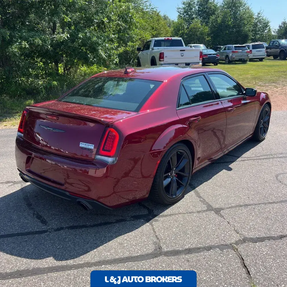2023 Chrysler 300 C