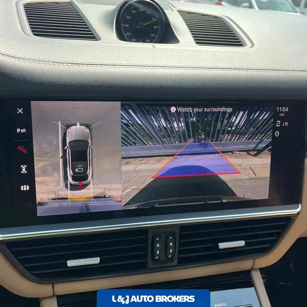 2022 Porsche Cayenne Turbo S E-Hybrid Coupe