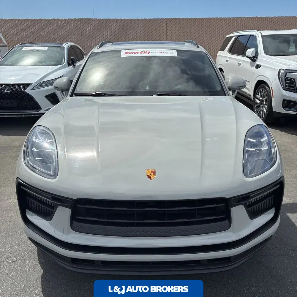 2022 Porsche Macan S