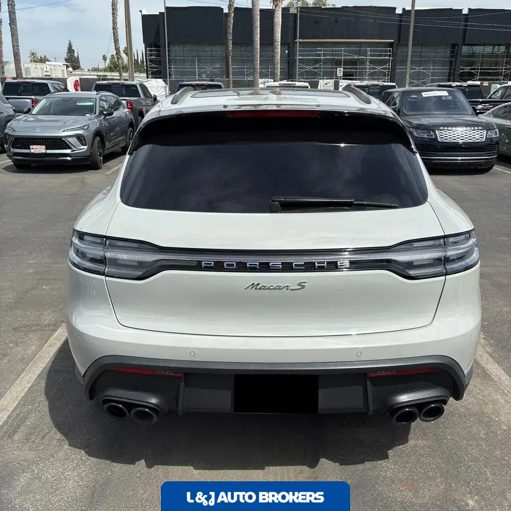 2022 Porsche Macan S