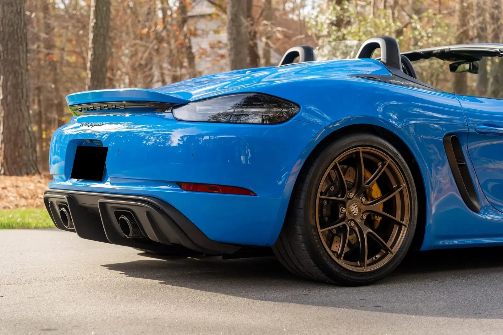 2022 Porsche 718 Spyder 6-Speed