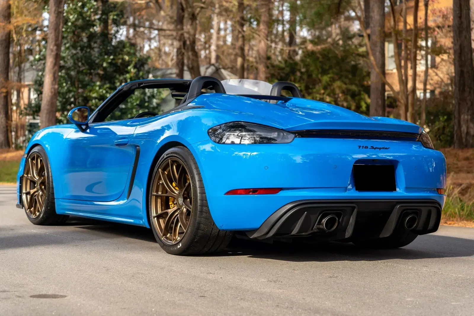 2022 Porsche 718 Spyder 6-Speed