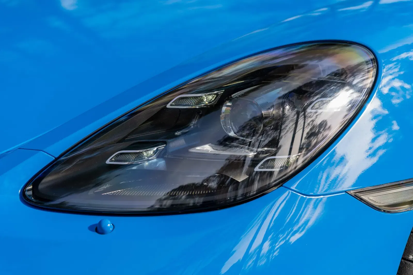2022 Porsche 718 Spyder 6-Speed