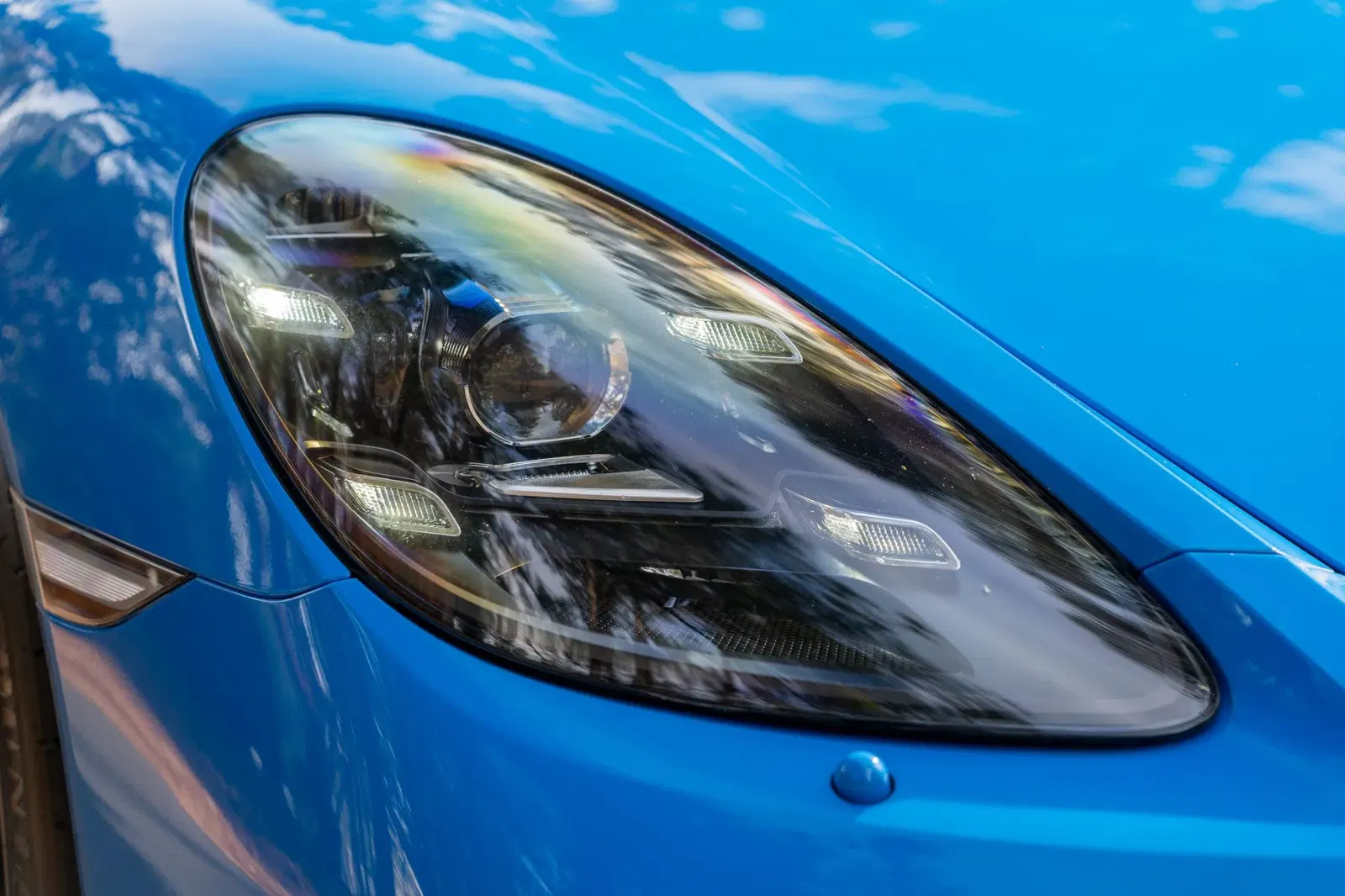 2022 Porsche 718 Spyder 6-Speed