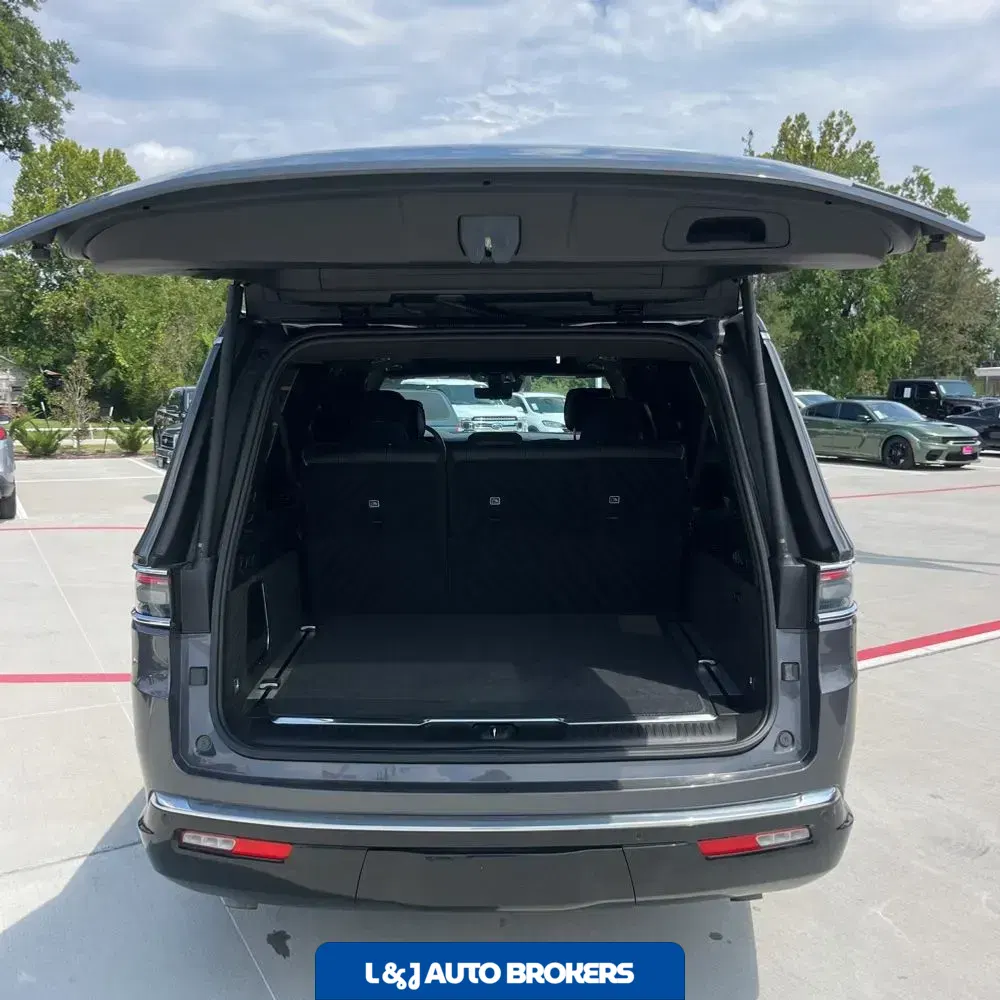 2024 Jeep Grand Wagoneer L Series III