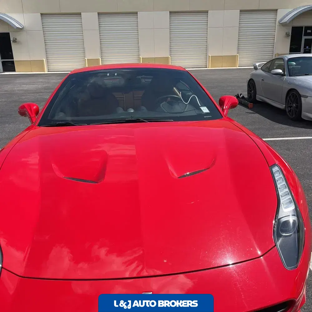 2016 Ferrari California T Base