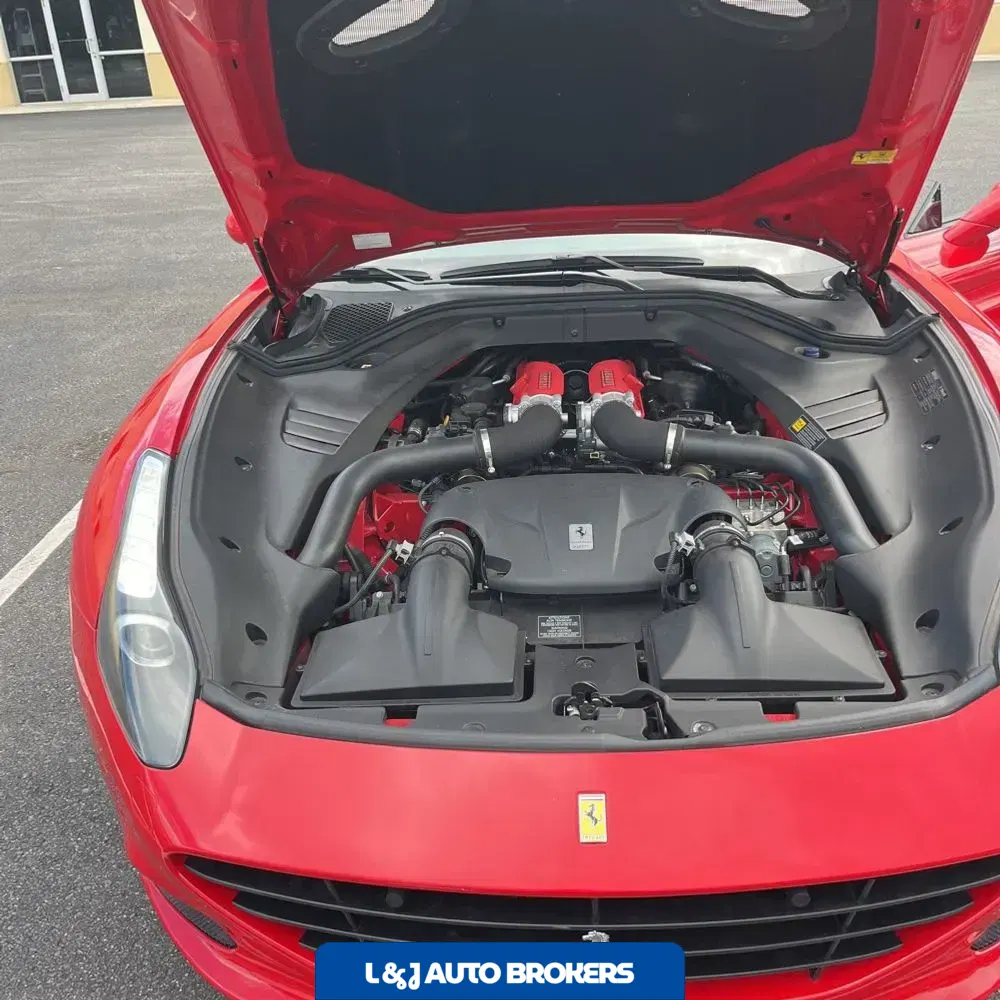 2016 Ferrari California T Base