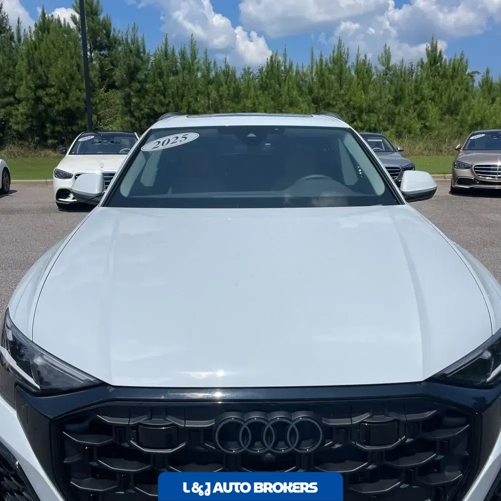 2025 Audi Q8 Premium Plus 55