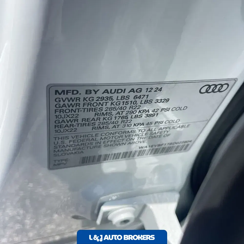 2025 Audi Q8 Premium Plus 55