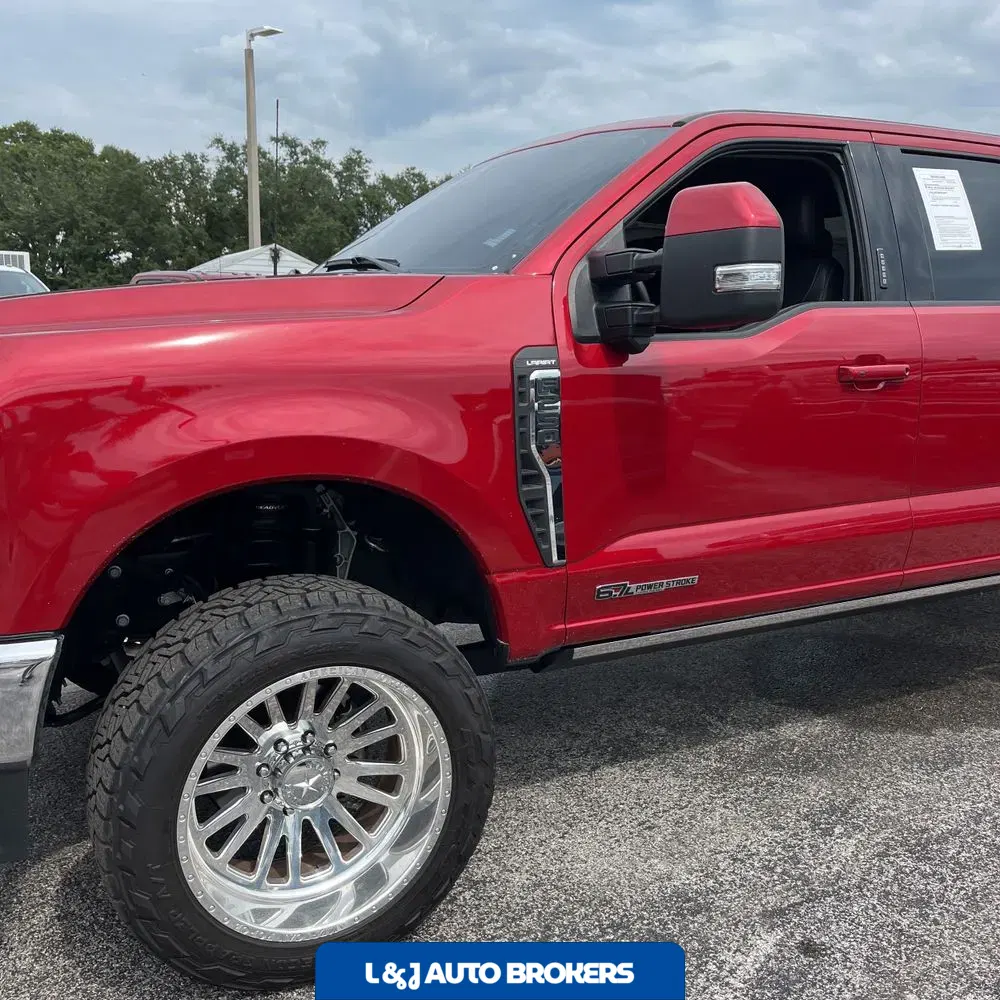2023 Ford F-250 Super Duty Lariat