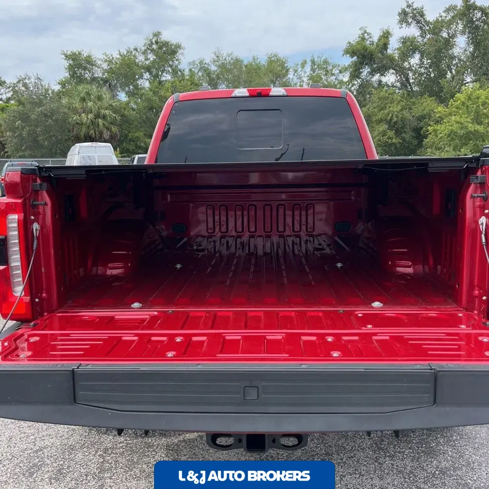 2023 Ford F-250 Super Duty Lariat