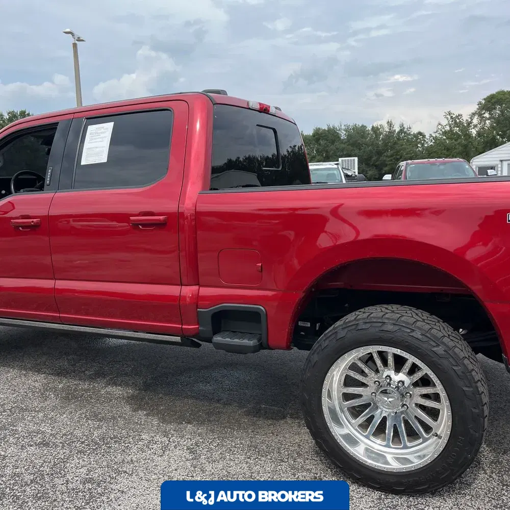 2023 Ford F-250 Super Duty Lariat