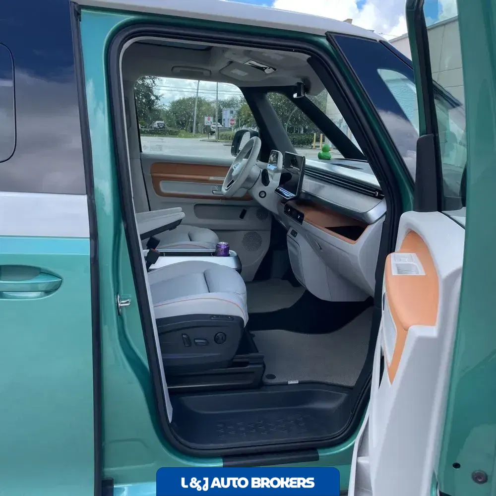 2025 Volkswagen ID Buzz  1st Edition 4Motion