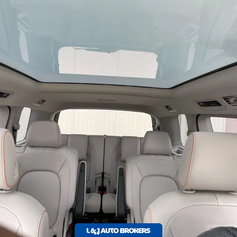 2025 Volkswagen ID Buzz  1st Edition 4Motion