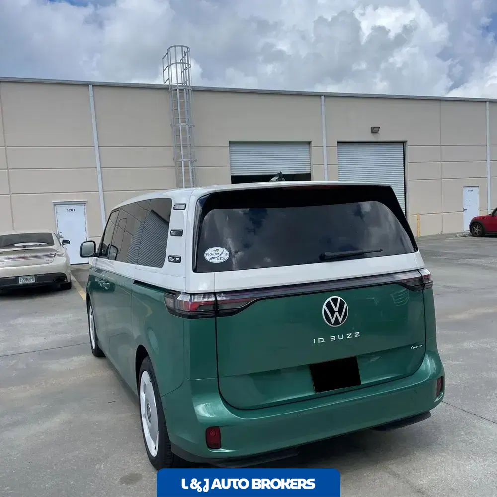 2025 Volkswagen ID Buzz  1st Edition 4Motion