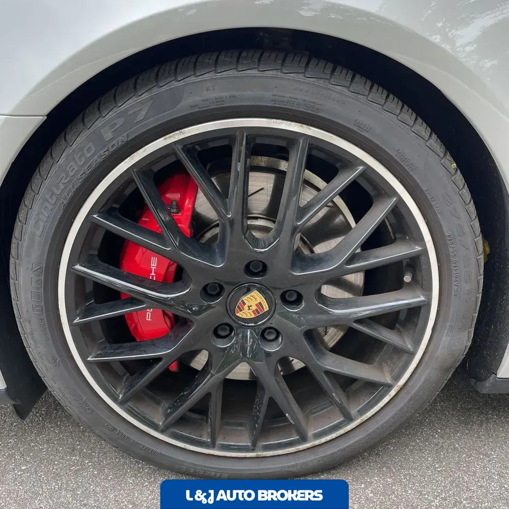 2022 Porsche Panamera GTS