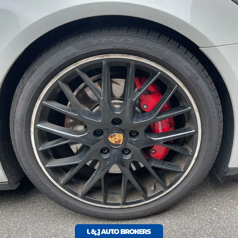 2022 Porsche Panamera GTS