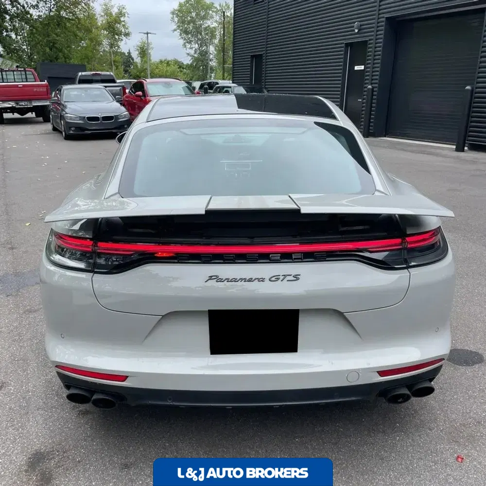 2022 Porsche Panamera GTS