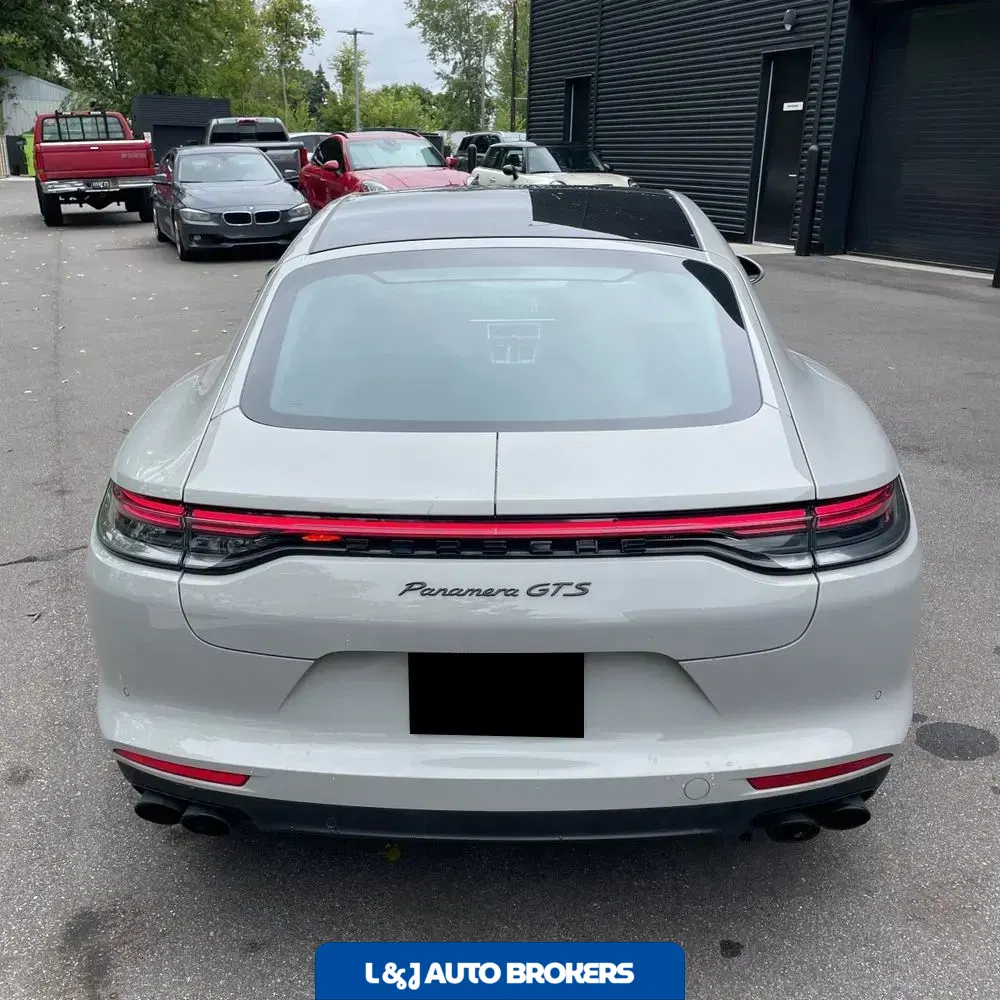 2022 Porsche Panamera GTS