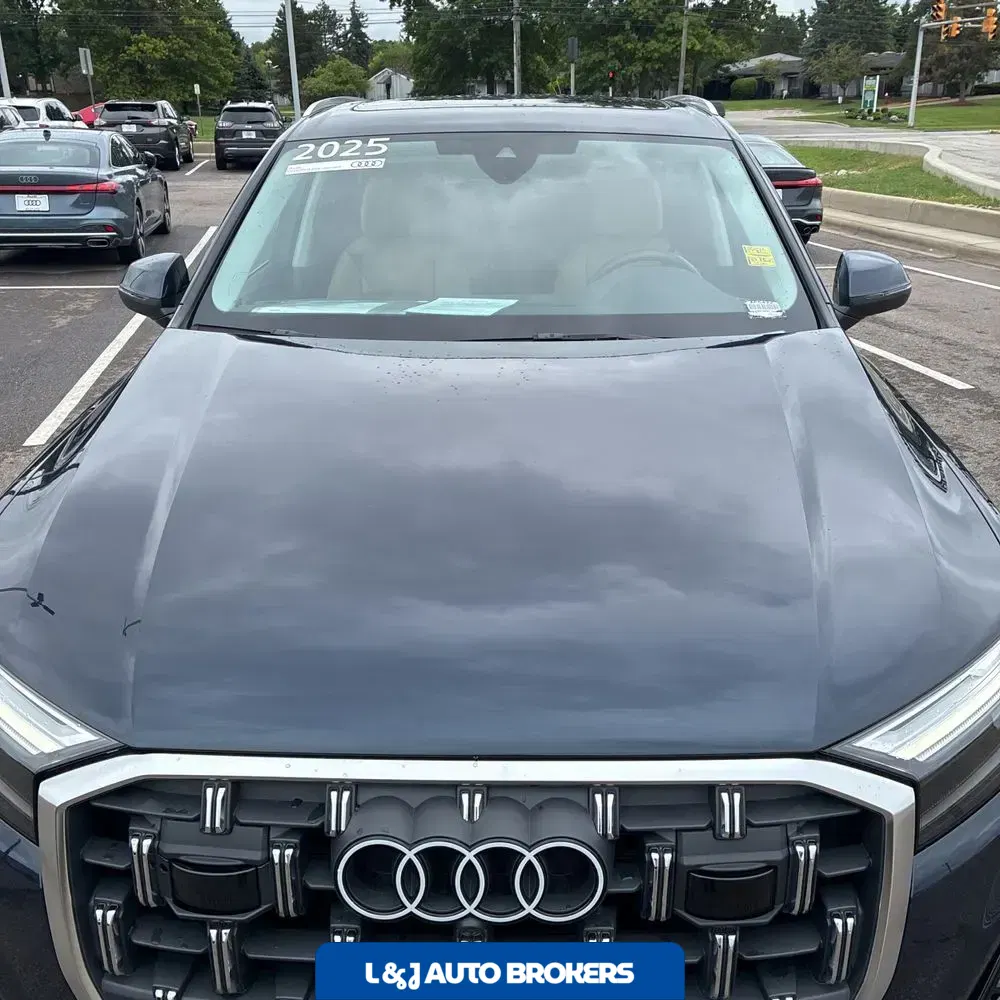 2025 Audi Q7 Premium Plus 55