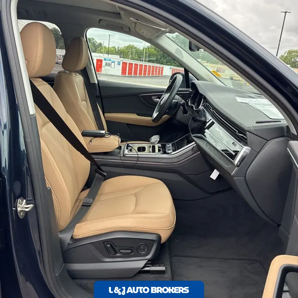 2025 Audi Q7 Premium Plus 55
